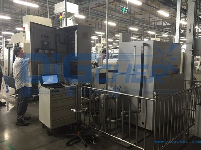 數(shù)控加工中心高壓水去毛刺機(jī)